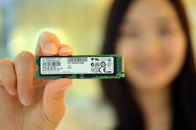 Samsung Now Mass Producing Industry’s First PCI-Express SSD for Ultra-slim Notebook PCs 61 img PCI Express SSD 03 0 1