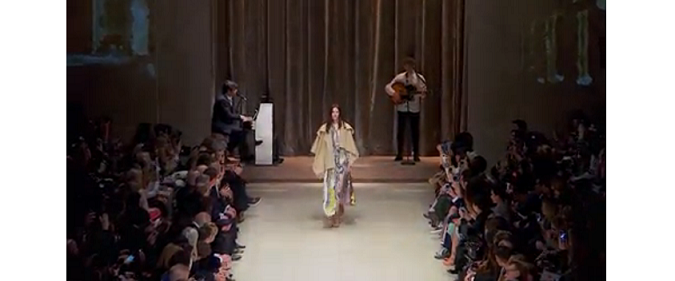 Burberry Prorsum Womenswear Autumn/Winter 2014 Show 61 Burberry 1