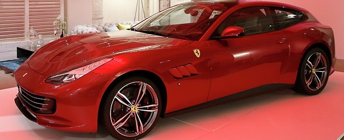 ferrari 4 seater