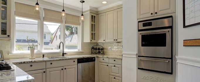 Tuxedo Cabinets, Hidden Appliances and Wood Paneling Among Top Kitchen Trends for 2016 61 kitchen 1
