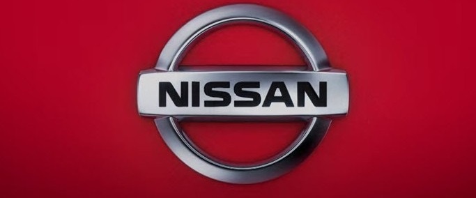 Nissan GT-R Manufacturing Tech Brings Bling to New Altima Engine 65 Nissan 1