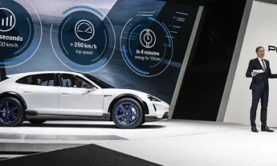 the concept study Mission E Cross Turismo 1