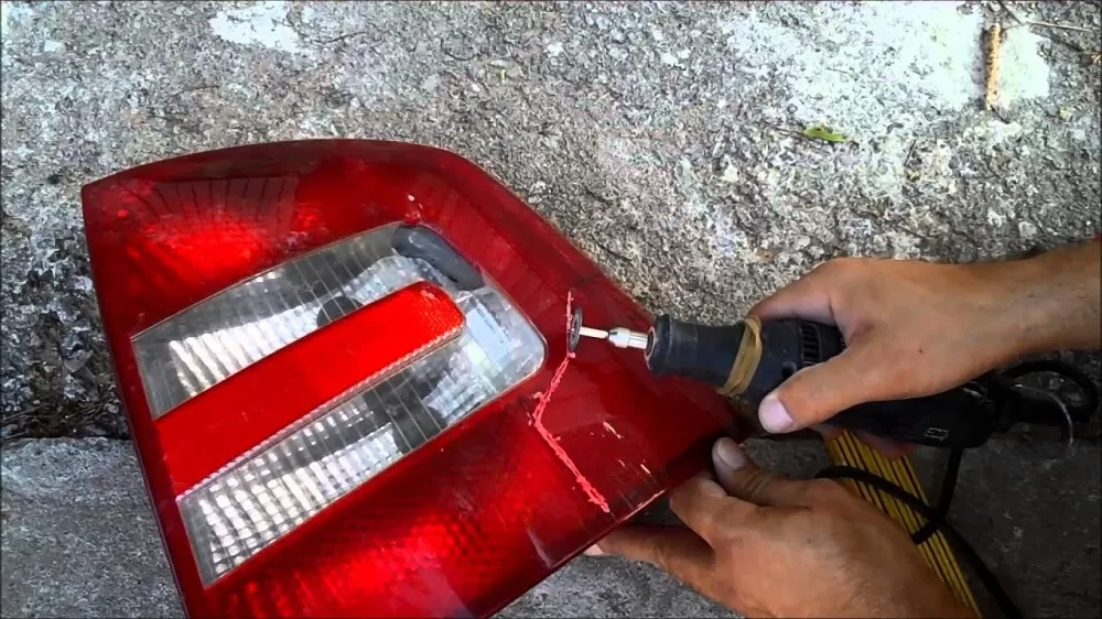 DIY Guide To Replacing A Tail Light
