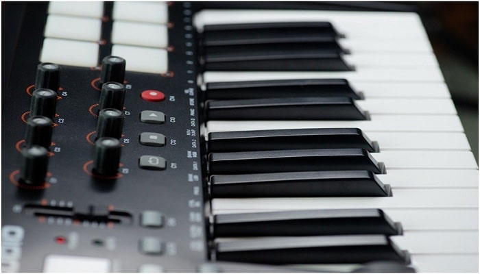 How to Choose a Midi Controller 61 How to Choose a Midi Controller