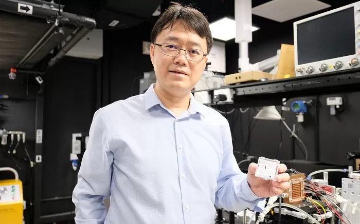 ​NTU Singapore scientists develop laser system that generates random numbers at ultrafast speeds