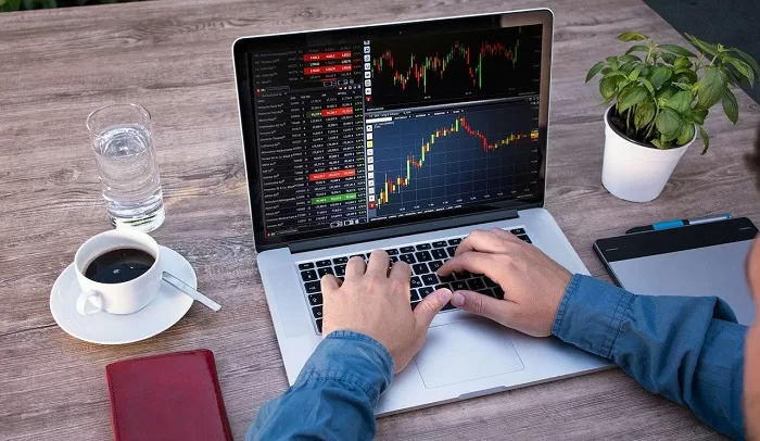 6 Things to Consider when Choosing a Forex Broker