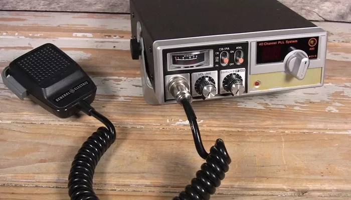 Did Social Media Smash the CB Radio industry? 61 CB Radio