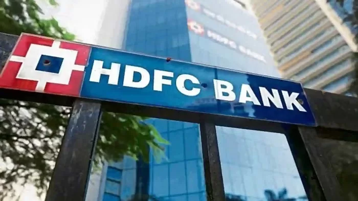 HDFC Bank & Shoppers Stop launch co-branded credit cards 61 HDFC Bank