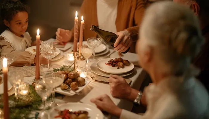 How To Prepare For The Passover Holiday 61 pexels cottonbro 6185379