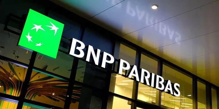 Jaguar Land Rover and BNP Paribas Announce an Exclusive Strategic Partnership in Mobility Financing in Europe 61 BNP Paribas