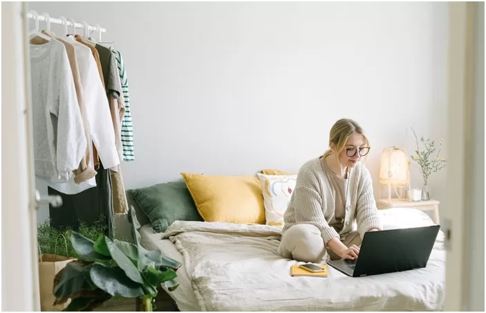 Will Remote Work Culture Mean Easier Access to Well-Paying Jobs? 61 Remote Work Culture