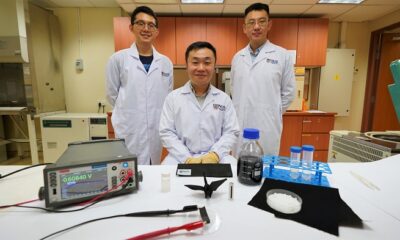 Generates Electricity from Air Moisture