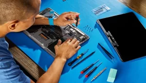 Apple Expands Self-Service Repair to Mac Notebooks