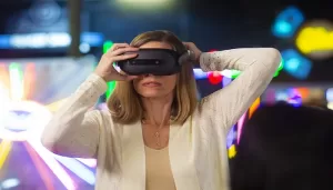 Lenovo ThinkReality VRX — New All-in-One Virtual Reality Solution Designed for the Enterprise Metaverse