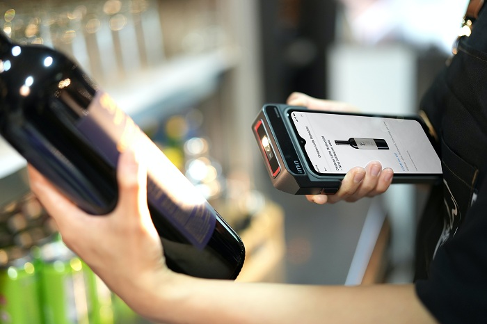 Intelligent Packaging Solutions: How to Make Smart Packaging More Inclusive 61 Smart Packaging