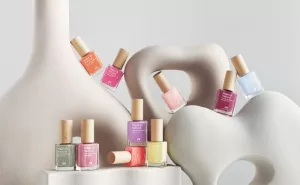 H&M Beauty Launches Vegan & Natural Nailpolish
