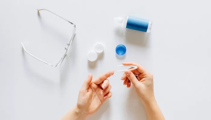 Contact Lenses and Eye Health: What You Need to Know 61 Contact Lenses and Eye Health