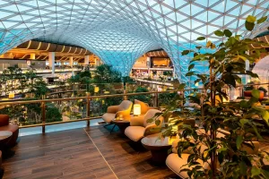 Qatar Airways Welcomes Passengers to The New Al Mourjan Business Lounge – The Garden