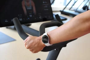 Samsung Unveils Expanded Connectivity Between Galaxy Watch and Peloton Devices