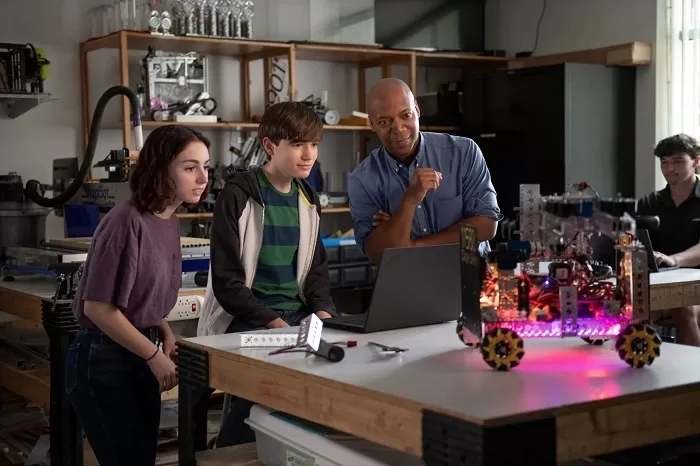 Lenovo Enables Digital Transformation in Education with New Consulting Services, Technologies and Resources 63 Education