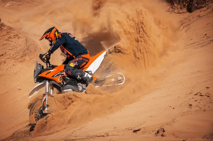 KTM 890 ADVENTURE R RALLY