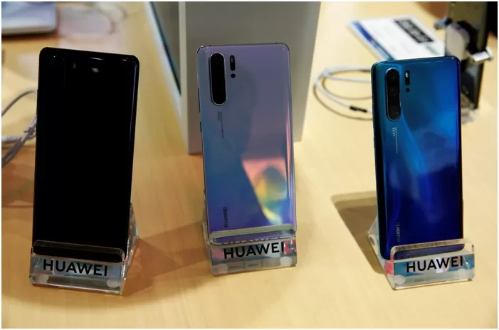 Huawei Boosts Market Share as China's Q3 Smartphone Sales Dip