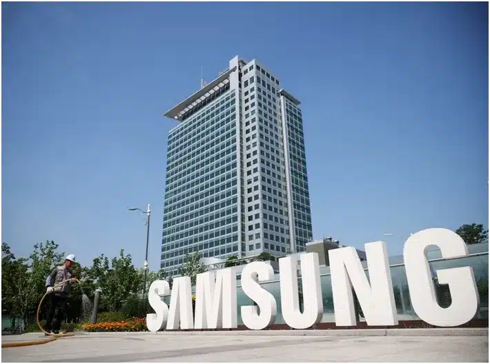 Samsung Electronics Continues Reduce Stake in ASML by Selling 1.17 Million Shares in Q3 61 Samsung Electronics Continues Reduce Stake in ASML by Selling 1.17 Million Shares in Q3