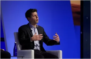 OpenAI CEO Sam Altman Remains Committed to Worldcoin Crypto Project Amid Fundraising Concerns