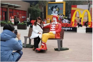 McDonald’s Bets Big on China Expansion Amidst Western De-risking Trend