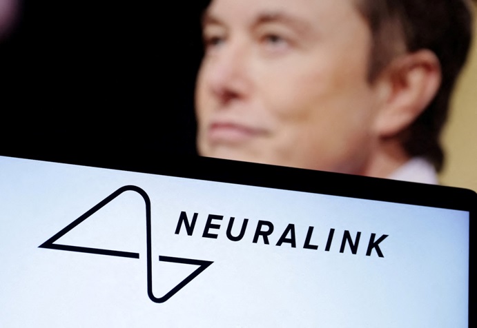 Neuralink Implants Brain Chip in First Human, Elon Musk Announces Promising Results