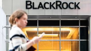 BlackRock’s Assets Surge to Record $10.6 Trillion Amid Market Boom