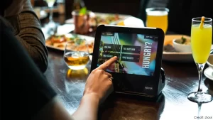 From Ordering to Payment: How Pay-at-the-Table Tech is Reshaping the Restaurant Industry