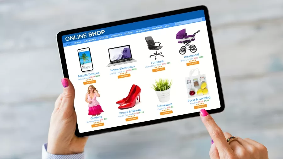 The Next Big Thing in E-Commerce: AI Shopping Agents on the Front Line 61 E-Commerce