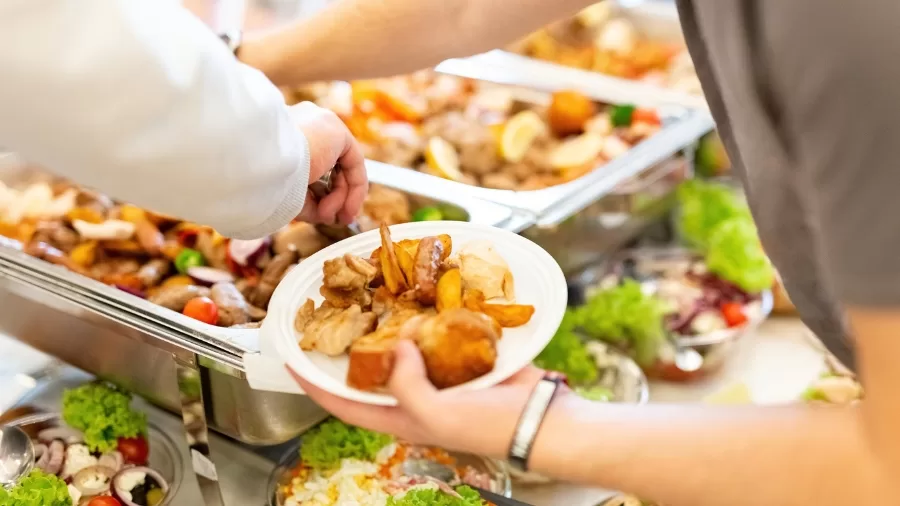 The Impact of Digital Engagement on Modern Food Service Businesses 61 Food Service