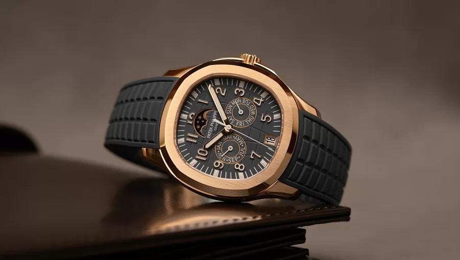The Timeless Appeal of Watches: Why Mechanical and Vintage Timepieces Are Making a Comeback 61 Watch