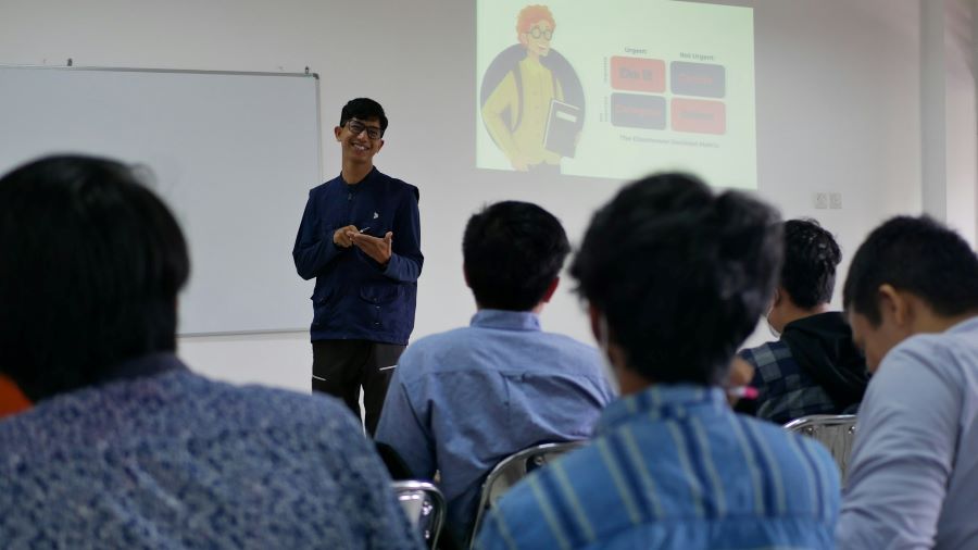 How Vocational Training Shapes Future Leaders